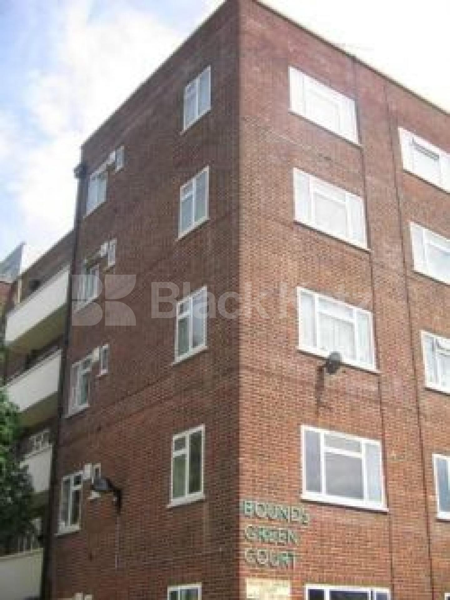 			NEW INSTRUTION, 3 Bedroom, 1 bath, 1 reception Flat			 Bounds Green Road, BOUNDS GREEN N11 N11